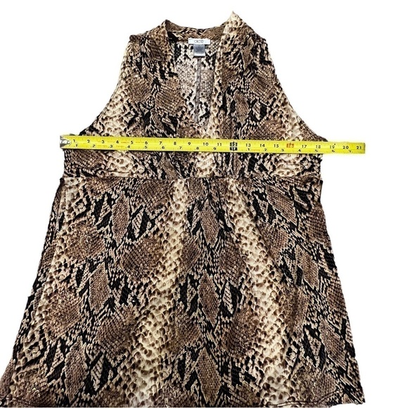 CACHÉ Women’s Elegant Sleeveless Snakeskin Top, Size Large - Picture 11 of 11